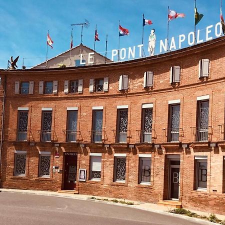 Hotel Le Pont Napoleon Moissac Exteriér fotografie
